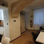 Station Between Dragon And Triple Bridges