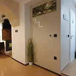 Apartma Station Between Dragon And Triple Bridges *