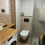 Apartma Station Between Dragon And Triple Bridges *