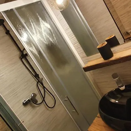 Station Between Dragon And Triple Bridges 아파트 류블랴나