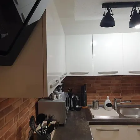 Station Between Dragon And Triple Bridges 아파트 류블랴나